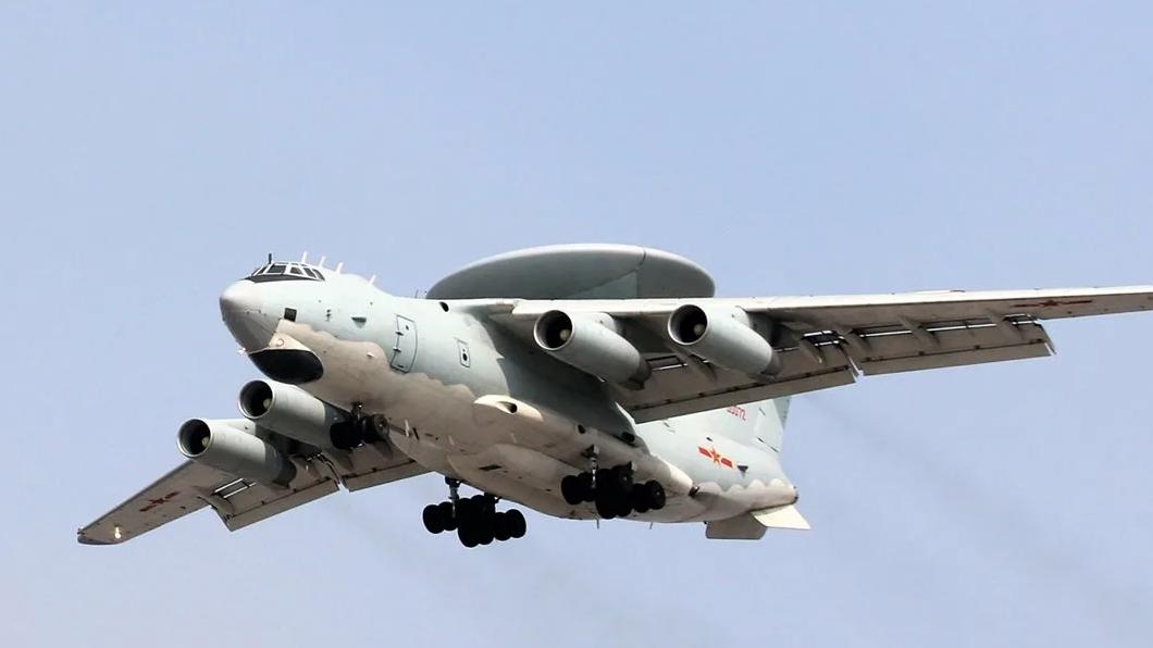空警預(yù)警機(jī)2000，技術(shù)前沿的空中衛(wèi)士，技術(shù)前沿的空中衛(wèi)士——空警預(yù)警機(jī)2000