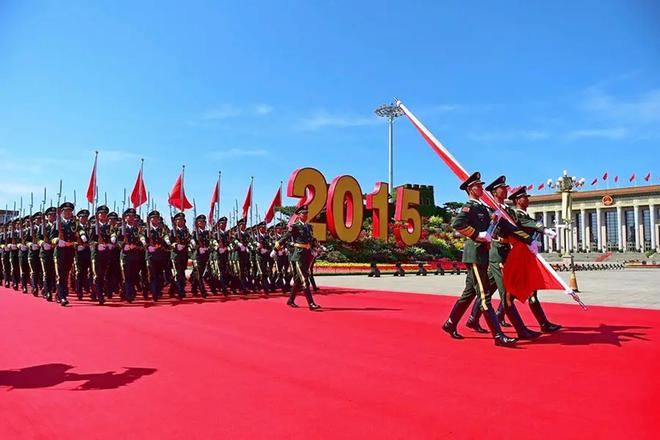 抗戰(zhàn)閱兵70周年視頻回顧，歷史記憶與時(shí)代力量，抗戰(zhàn)閱兵70周年視頻回顧，歷史記憶與時(shí)代力量的交匯