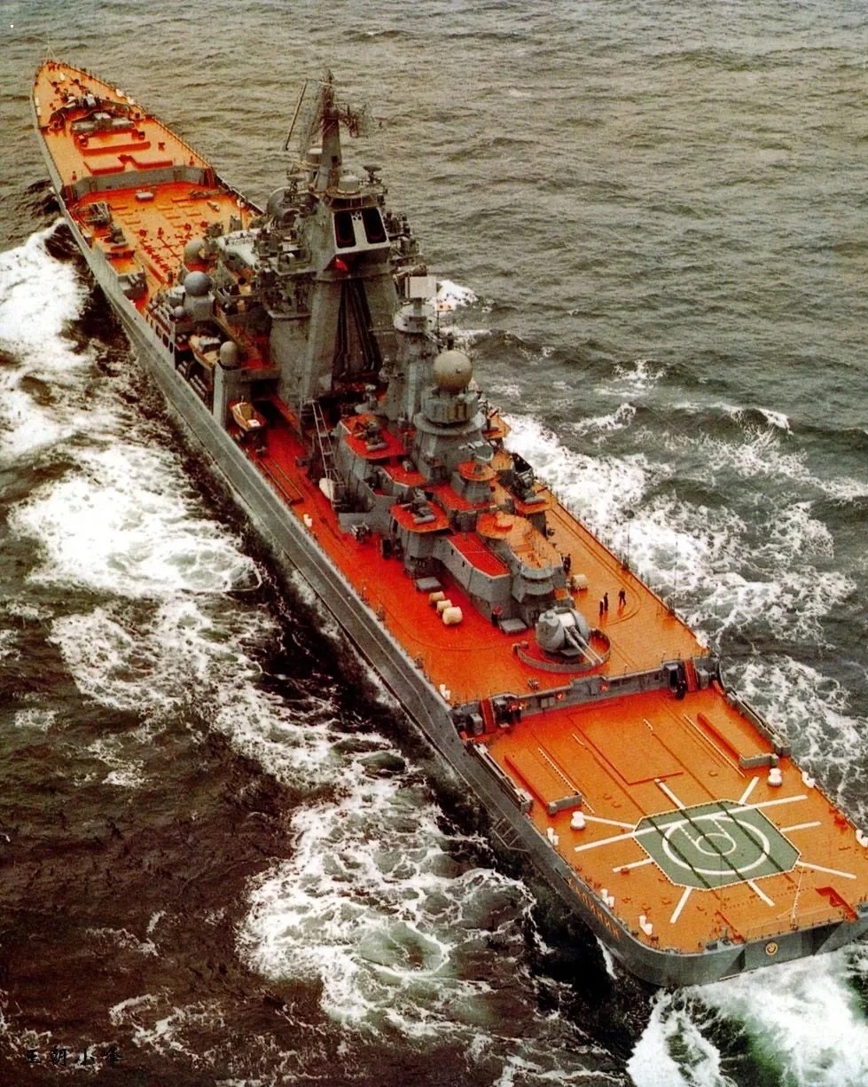 中國(guó)版基洛夫級(jí)巡洋艦，探索未來海上霸主之路，中國(guó)版基洛夫級(jí)巡洋艦，未來海上霸主之路的探索