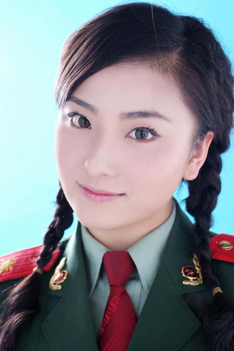 中國最漂亮的女兵照片第一名——展現(xiàn)英雄之美與榮耀印記，中國女兵第一名，榮耀印記與英雄之美的璀璨瞬間