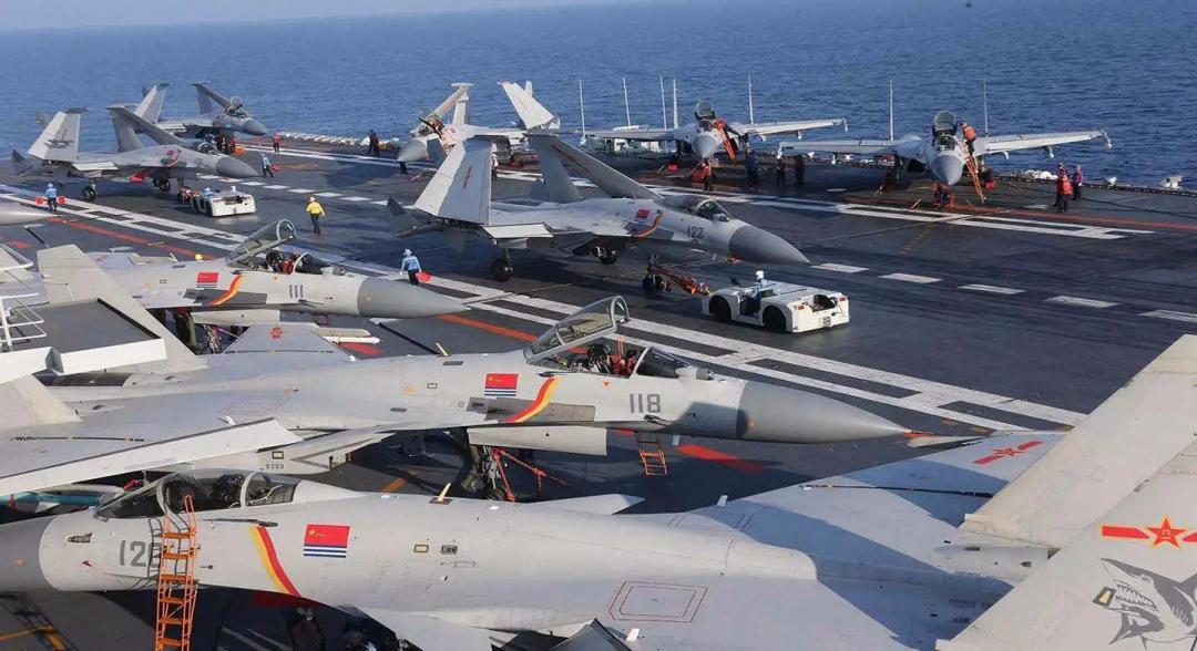 中國同時(shí)開建四艘航母，全球海軍建設(shè)的新里程碑，中國四艘航母同時(shí)開建，全球海軍建設(shè)邁入新紀(jì)元