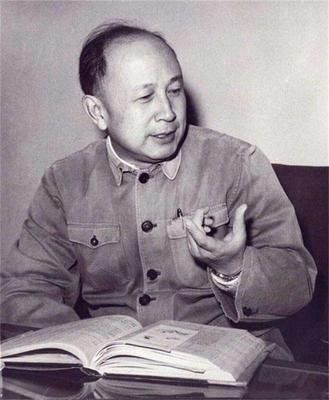錢(qián)學(xué)森的成就和貢獻(xiàn)，偉大的科學(xué)家的一生，錢(qián)學(xué)森的偉大成就與科學(xué)貢獻(xiàn)，一生獻(xiàn)身于科學(xué)事業(yè)的光輝歷程