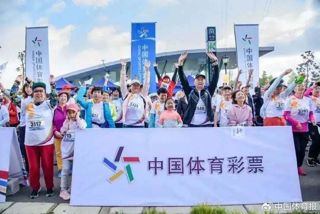新澳門一碼一肖一特一中鳳凰體育彩票——探索彩票背后的秘密，新澳門彩票背后的秘密，一碼一肖一特一中與鳳凰體育彩票解析