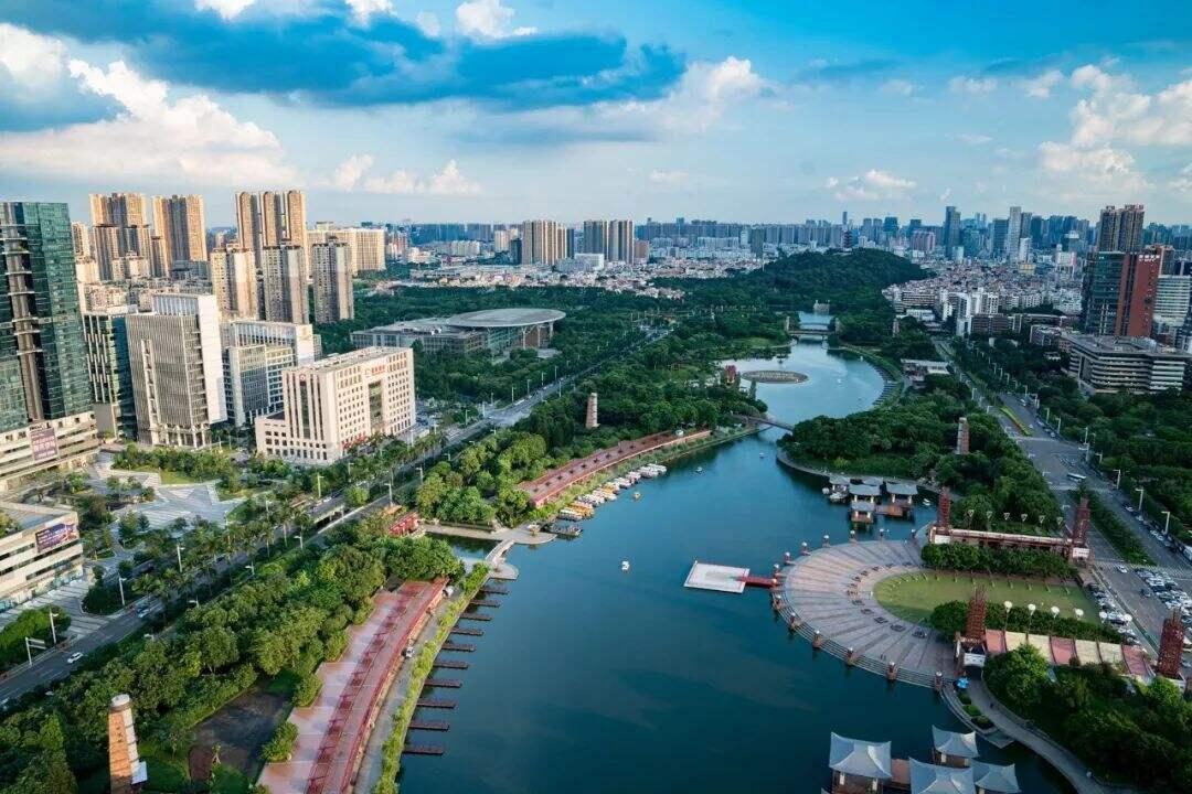 澳門正版免費(fèi)資源展望，邁向未來的精準(zhǔn)服務(wù)體驗(yàn)（2025展望），澳門正版資源展望，邁向精準(zhǔn)服務(wù)體驗(yàn)的未來之路（2025年展望）