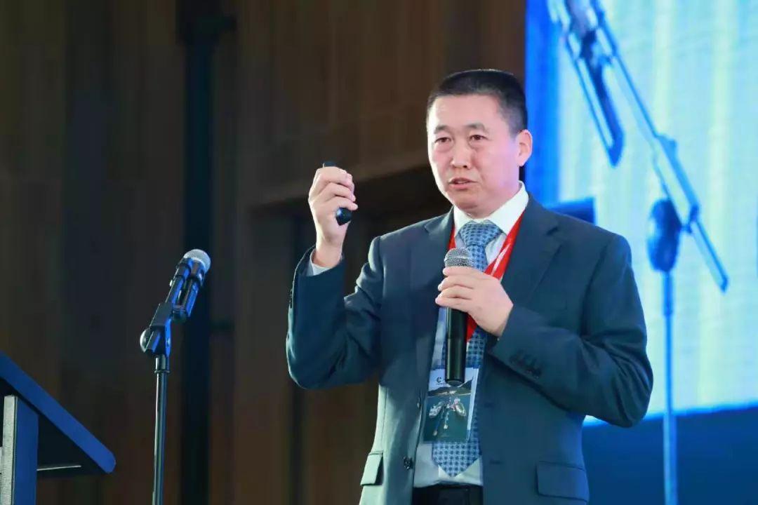 探索未來(lái)，2025新奧正版資料概覽，探索未來(lái)，揭秘2025新奧正版資料概覽