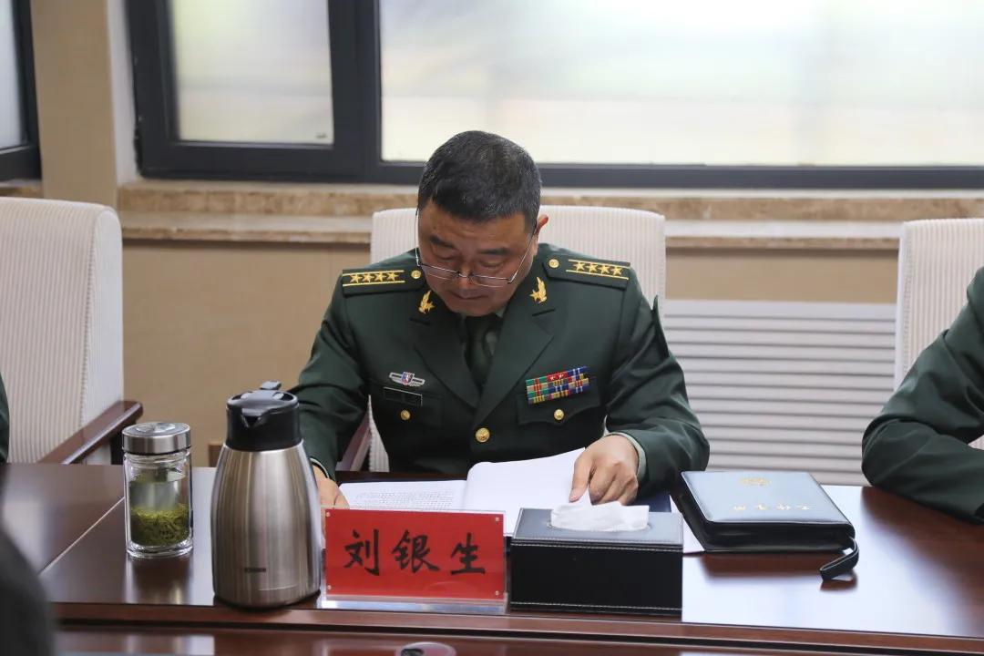 部隊(duì)每日新聞講評稿子，部隊(duì)每日新聞講評概覽，最新動態(tài)與要點(diǎn)解析
