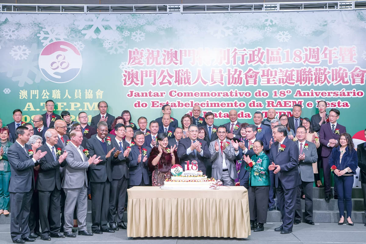 澳門掛牌正版掛牌，探索其背后的意義與價(jià)值，澳門正版掛牌背后的意義與價(jià)值探索
