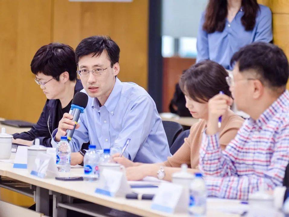 王中王一肖中持嗎？深度解析背后的故事與真相，揭秘王中王一肖背后的故事與真相，深度解析與真相探討