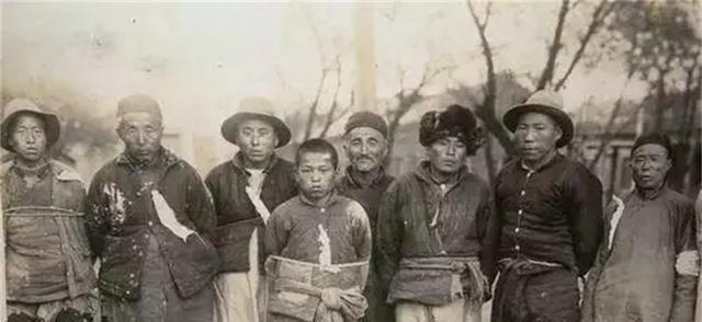 運-50大型戰(zhàn)略運輸機(jī)的優(yōu)勢與挑戰(zhàn)，探索航空運輸?shù)奈磥?，運-50大型戰(zhàn)略運輸機(jī)的優(yōu)勢與挑戰(zhàn)，航空運輸未來探索之路